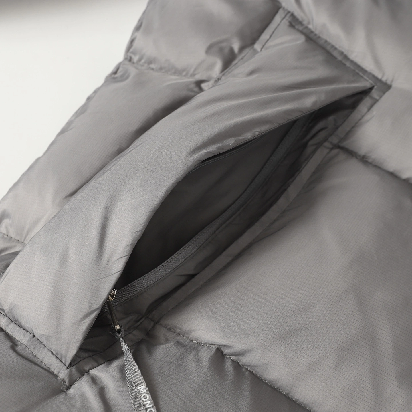 wg.luxury-- 7o9385r Down jacket lon laqué 2colour item: E-F125J1404-2